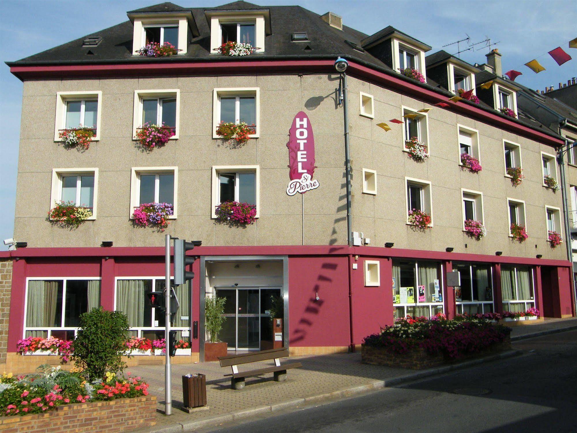 Cit'Hotel Saint-Pierre Viré Exteriér fotografie